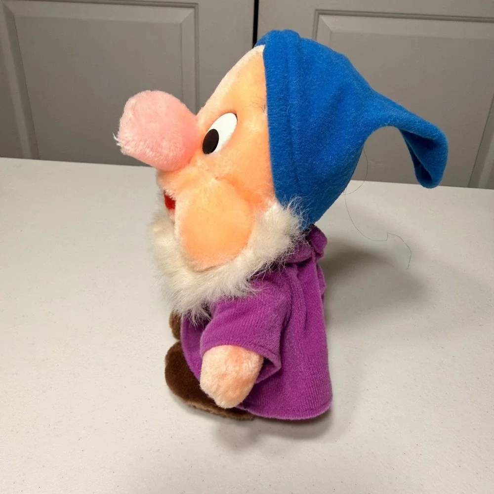 Vintage Disney Sneezy Plush 9